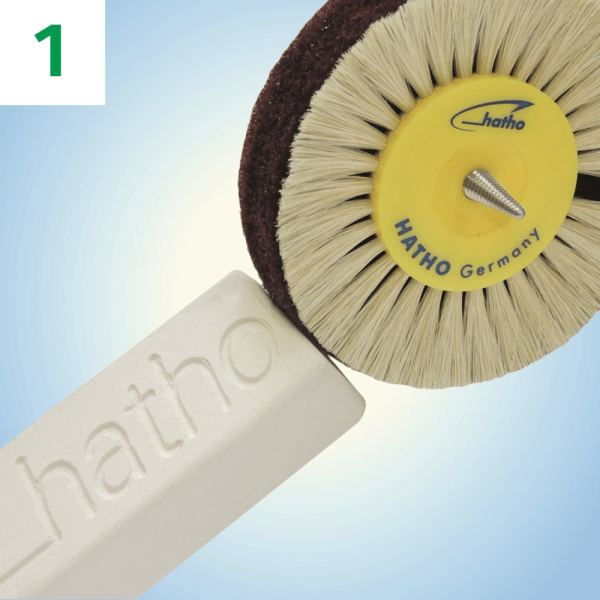 Hatho multi-layer brush