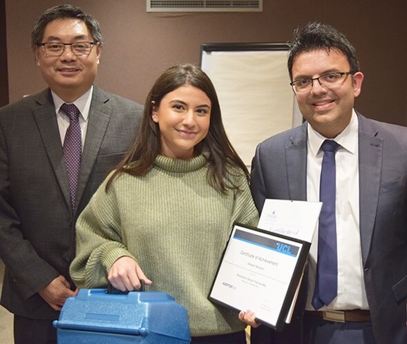 Programme Director-Professor Albert Leung, Prize Winner-Dr Niktash Keyhani, Deputy Programme Director Dr Neil Nathwani.