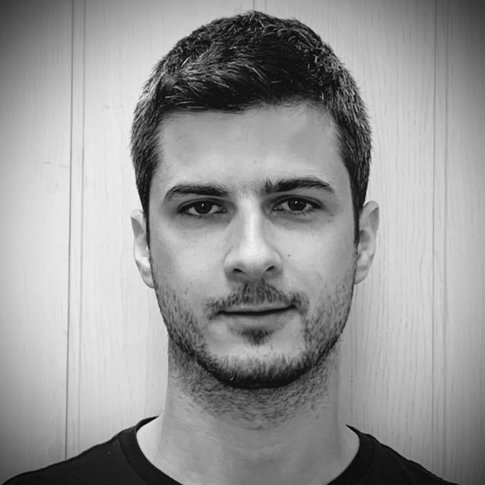 Csaba Pesti (Easy Fix)
